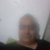 Relación sería. Delgado alegre. Ver