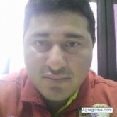 Encuentra Hombres solteros en Guasmo