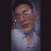 Nalgonas y chichonas. Guapo delgado.