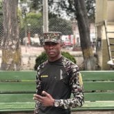 Busco una dama qsea alegre y q le guste