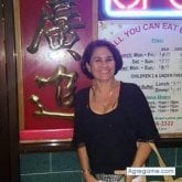 Busco conocer gente. Estoy buscando