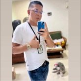 Trabajo hoteleria. Una mujer gordita