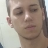 Estudiante. Busco pareja. Mujeres que me