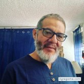 Busco chatear. Mujeres. Hombre. Pasarla