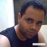 Arquitecto. Basicamente busco conocer