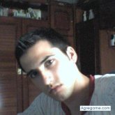 adriian chico soltero en Madrid