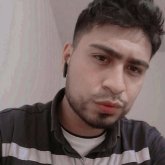 Estudiar. Busco una mujer para la cama.