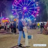 Busco pareja. Guapo y atento. Jugar