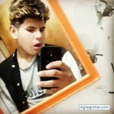 Andrés, Chico soltero, 25 años de Añatuya. Busco chatear