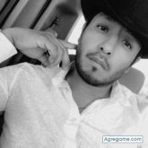 Sancar Avil, Chico de Desert Hot Springs para Chicos en Agregame.