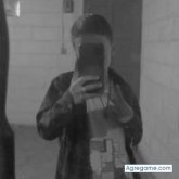 Universitario. Busco pareja.