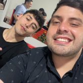 Comerciante. Busco conocer gente. Busco