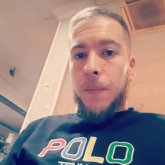 Busco mujeres no importa edad. Alegre