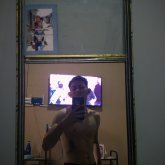 Que le guste pasar tiempo. Soy flaco