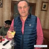 Encuentra Hombres solteros en Huelma