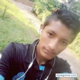 Busco pareja. Una novia. Respetuoso. Ser