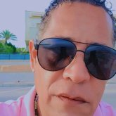 Encuentra Hombres solteros en Salinas Santa Pola