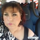 Mujeres solteras en Catemu