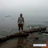 amargo chico soltero en Majadahonda