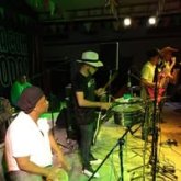 Electricista, músico, DJ.