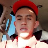 Conoser solteras y hacer amigas.