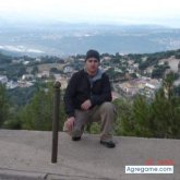 Loncobarca chico soltero en Viedma