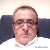 MANUELCALDAS chico separado en Pontevedra