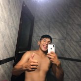 Busco mujer de 20 para arriba. Leal y