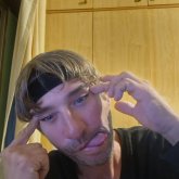 Busco pareja. Mujeres de cualquier edad.