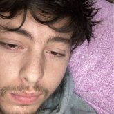 Nada. Busco chatear.