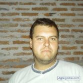 Encuentra Hombres solteros en Romang