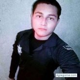 Almacénista. Busco pareja. Chicas.