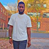 Una buena mujer de vida. Un poco tímido