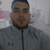 Busco mujeres interesantes. Alegre