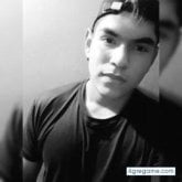 Investiguelo. Busco pareja. Una mujer