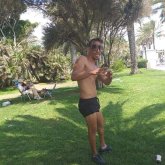 Busco pareja. Conocer amistades. Viajar