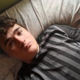 Una mujer para relacion. Un estudiante