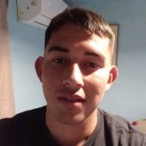 Trabajo. Busco pareja. M.