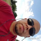 Encuentra Hombres solteros en Norco