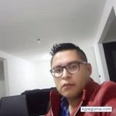 Busco pareja. Busco conocer chicas..