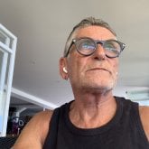 Jun. Busco pareja. Pareja estable,