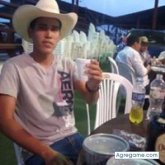 Chatear con adolfovelasquez2055 de Santo Domingo De Los Colorados