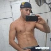 Encuentra Hombres solteros en Bernardo De Irigoyen