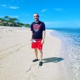 Las chicas a todos las personas. Holaca