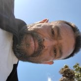 Una  amistad primero y hay vemos. Muy