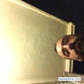 Busco ligar. Una mujer. Simpatico.