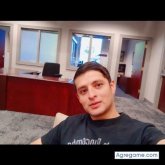 Busco pareja. Amigas. Un un hombre