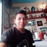 Busco pareja. Chicas. Trabajador. Lar