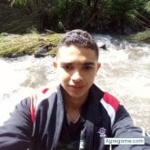 Encuentra Hombres solteros en Los Santos