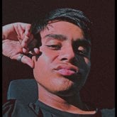 Conocer gente nueva y lo que surja.